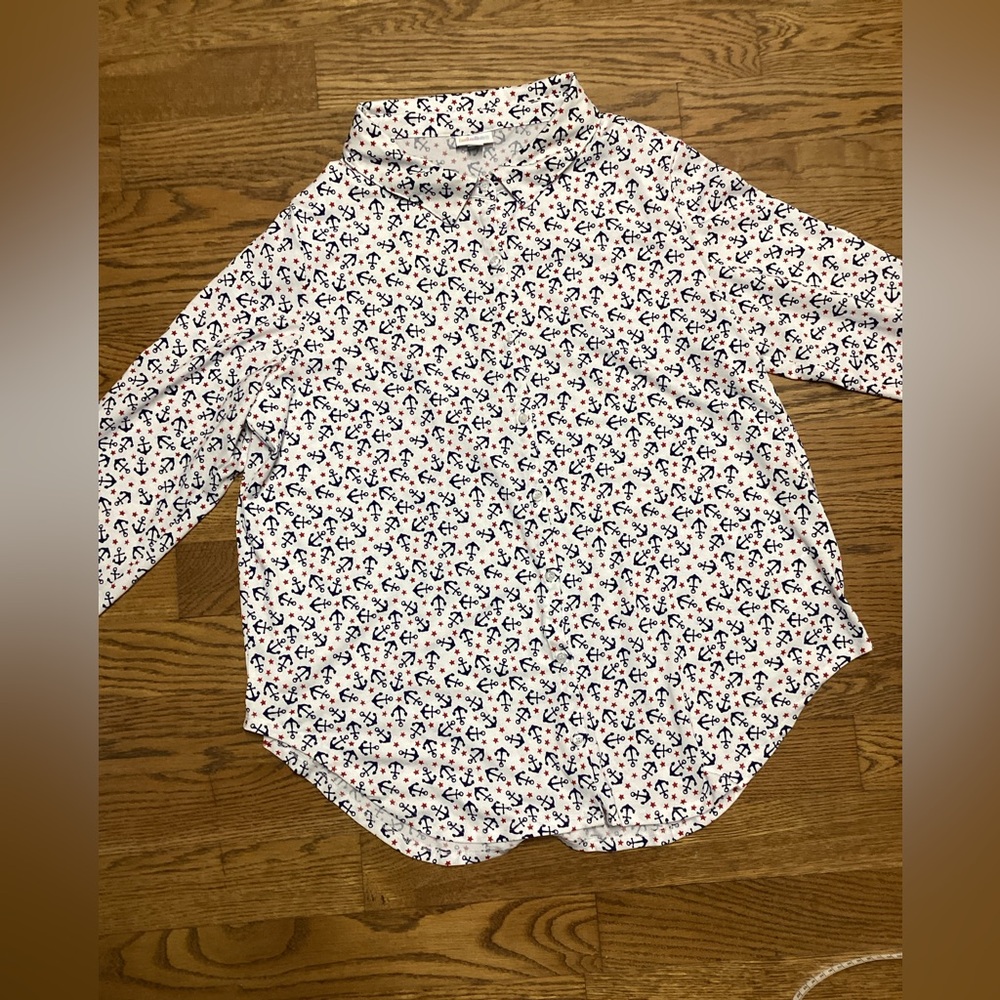 LulaRoe Valentina blouse. White with navy and red anchor pattern. Size XL